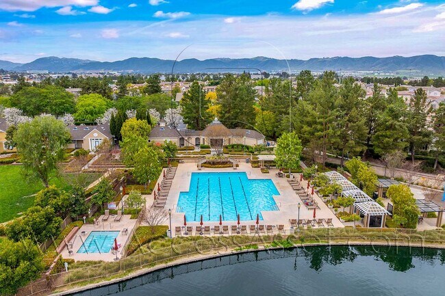 40190 Rosewell Ct Temecula, CA 92591 photo 3