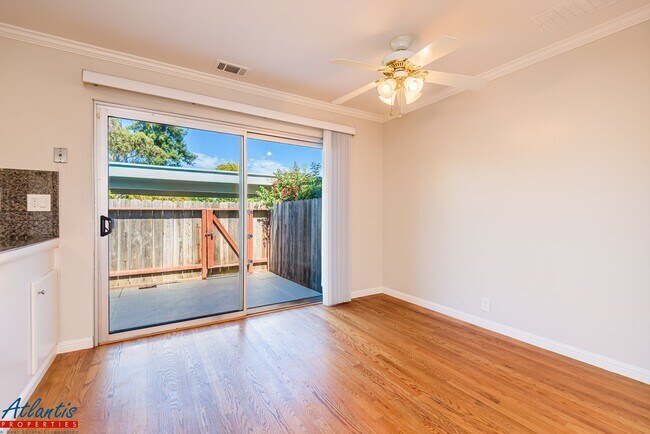 457 Oak Ave Redwood City, CA 94061 photo 4