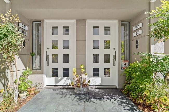 445 Milan Dr San Jose, CA 95134 photo 5