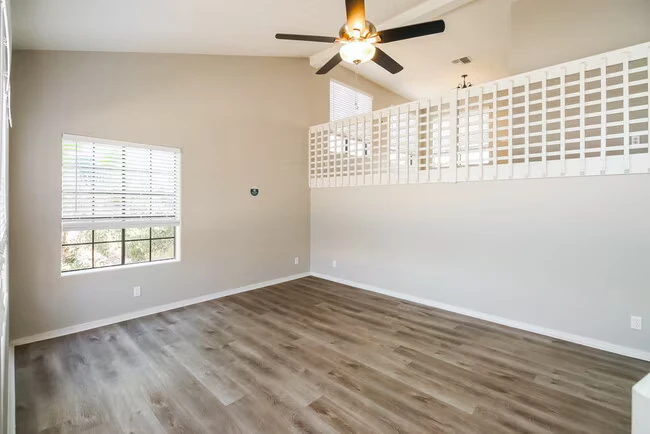 555 W Spur Ave Gilbert, AZ 85233 photo 5