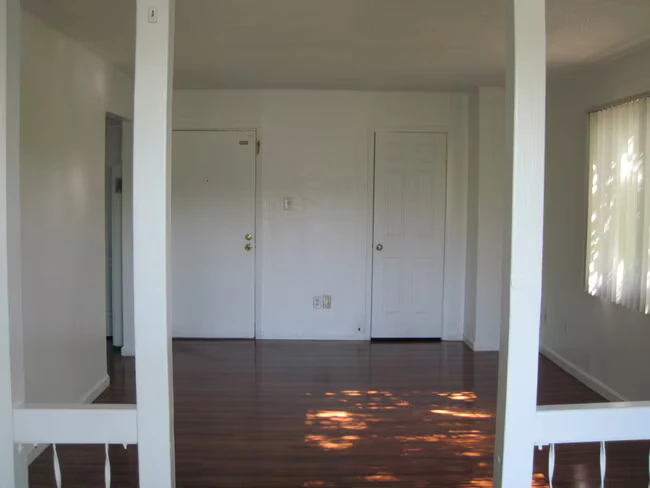 2750 Argyll Ave unit B photo 5