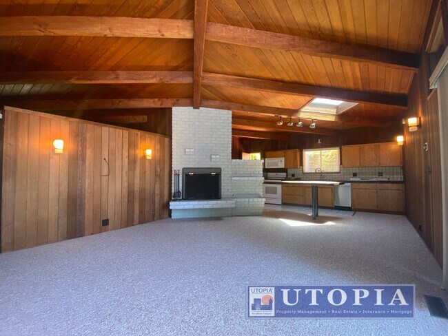 215 Blackpoint Ln Santa Cruz, CA 95062 photo 5