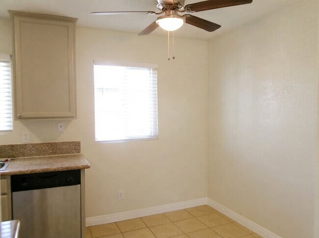 1490 Naranca Ave El Cajon, CA 92021 photo 3