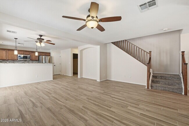 1006 S Deerfield Ln photo 4