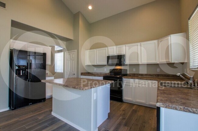 3690 E Janelle Ct Gilbert, AZ 85298 photo 4