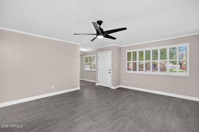 10123 N 96th Ave Peoria, AZ 85345 photo 4