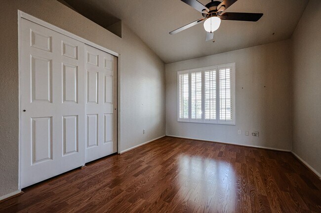 124 W Myrna Ln Tempe, AZ 85284 photo 5