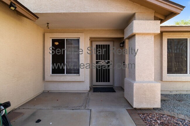 6162 N 88th Ln Glendale, AZ 85305 photo 3