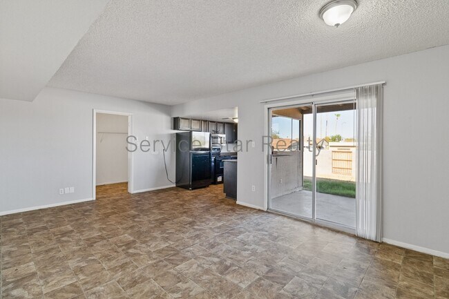 13027 N 28th St Phoenix, AZ 85032 photo 5