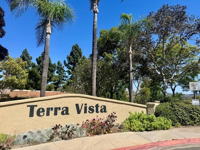 10305 Azuaga St San Diego, CA 92129 photo 5