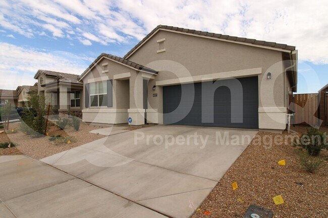 40075 W Shaver Dr Maricopa, AZ 85138 photo 2