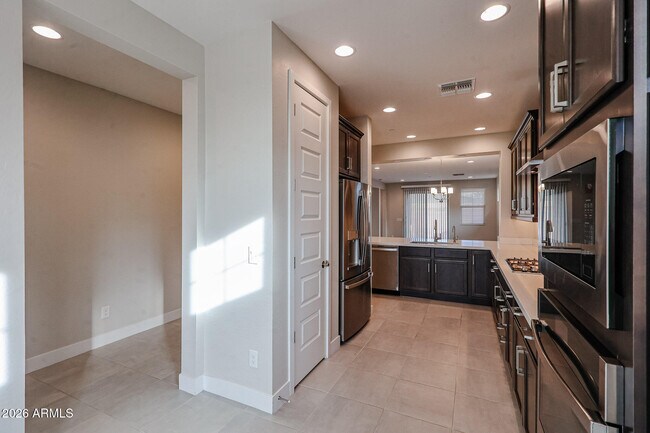 12402 W Cassia Trail Peoria, AZ 85383 photo 5