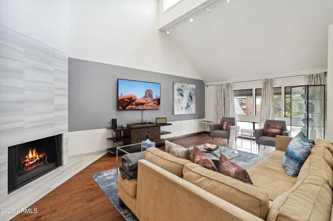 7306 E Rancho Vista Dr Scottsdale, AZ 85251 photo 2