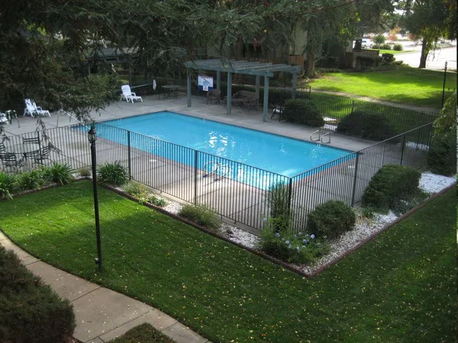 2800 Dover Ave unit C7 photo 3