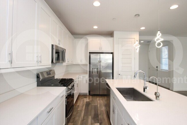 669 S Avocet St Gilbert, AZ 85296 photo 5