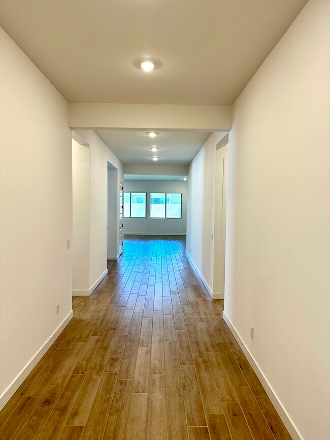 3718 E Gold Mountain Ave San Tan Valley, AZ 85140 photo 3