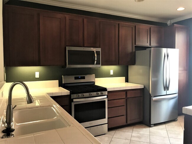 2703 White Pine Ct Chula Vista, CA 91915 photo 2