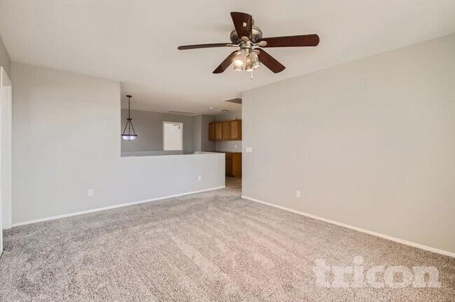 5030 W Glass Ln Phoenix, AZ 85339 photo 5