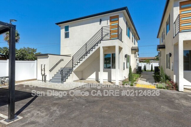 630 N Juniper St Escondido, CA 92025 photo 3