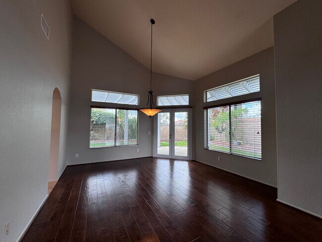 24943 Avenida Sombra Murrieta, CA 92563 photo 5