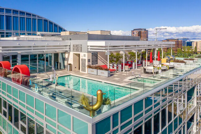 The Jewel at LUX