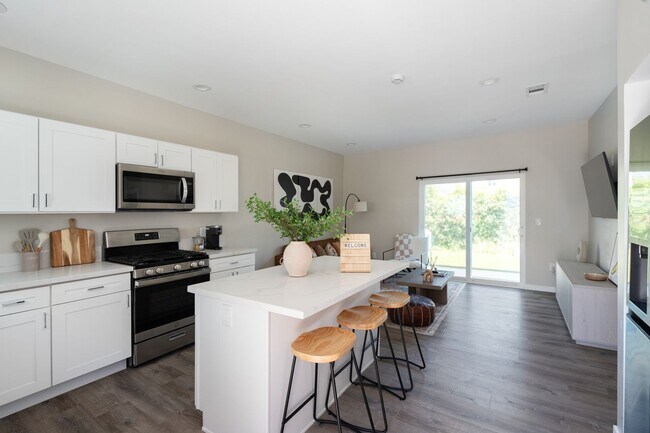 6237 Hobart St San Diego, CA 92115 photo 3