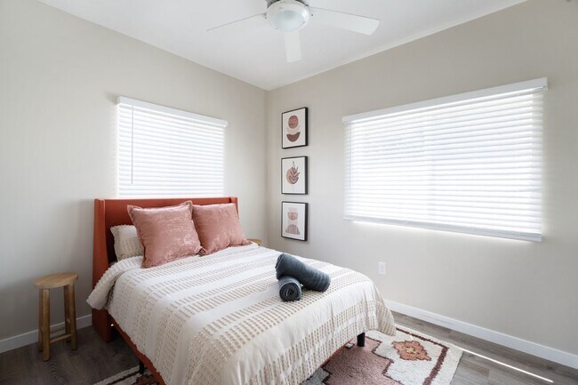 6237 Hobart St San Diego, CA 92115 photo 5