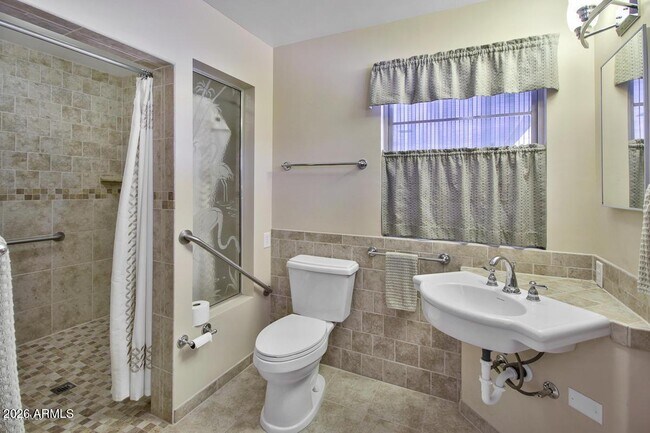 375 S Buena Vista Ave Gilbert, AZ 85296 photo 3