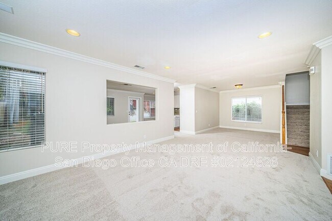 1313 Calle Goya Oceanside, CA 92056 photo 3