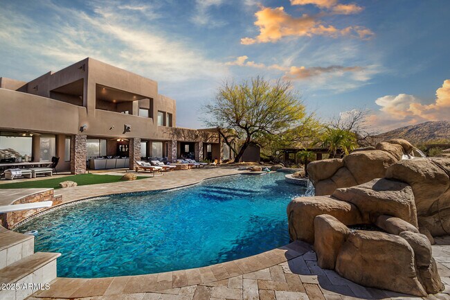 10004 E Santa Catalina Dr Scottsdale, AZ 85255 photo 4