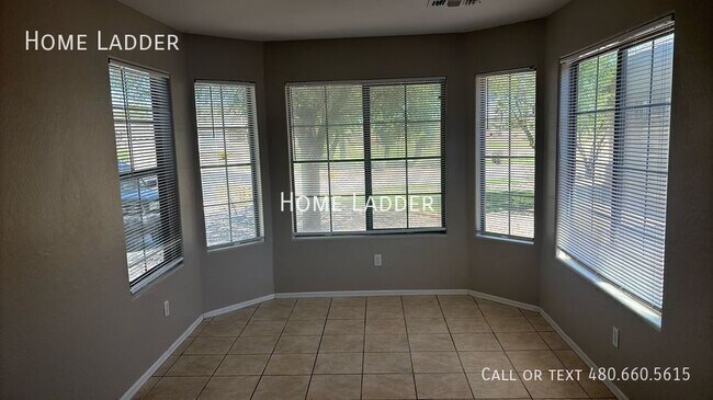 10805 W Wilshire Dr Avondale, AZ 85392 photo 4