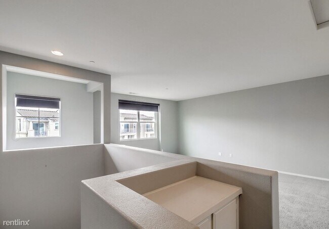 1560 Santa Carolina Rd Chula Vista, CA 91913 photo 4
