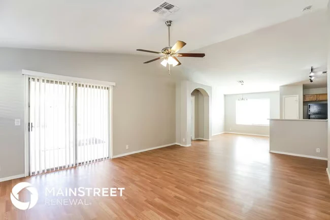 21827 N 32nd Ave Phoenix, AZ 85027 photo 4