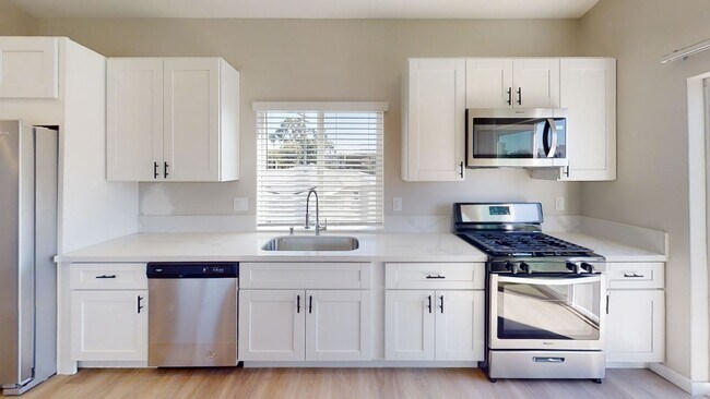 5007 La Dorna St San Diego, CA 92115 photo 4