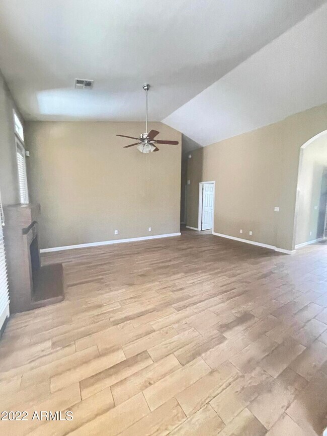 658 N Poplar Ct Chandler, AZ 85226 photo 5
