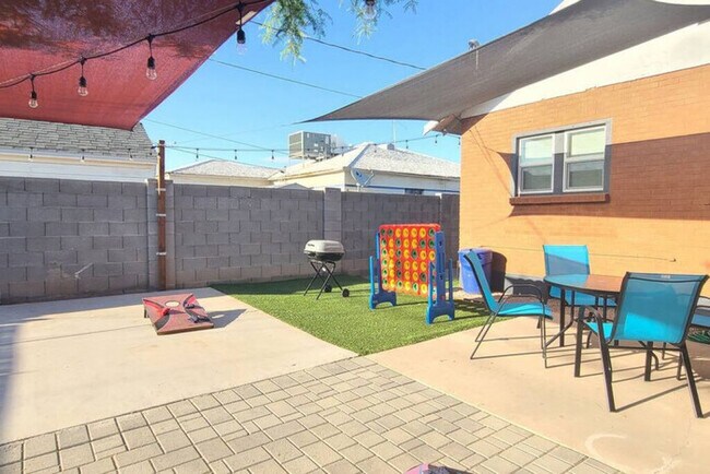 322 N 13th Pl Phoenix, AZ 85006 photo 4