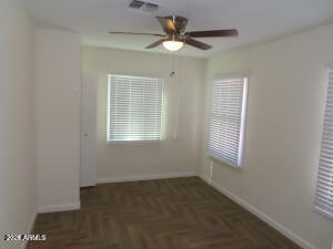 42 E 2nd Ave Mesa, AZ 85210 photo 4