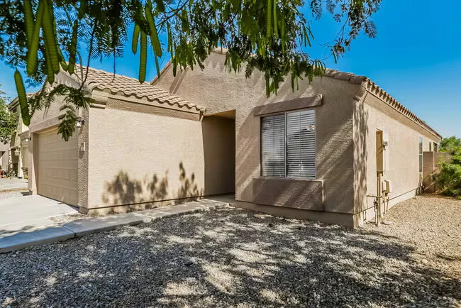 10632 W Sonora St Tolleson, AZ 85353 photo 3