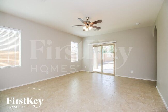840 E Gold Dust Way photo 4