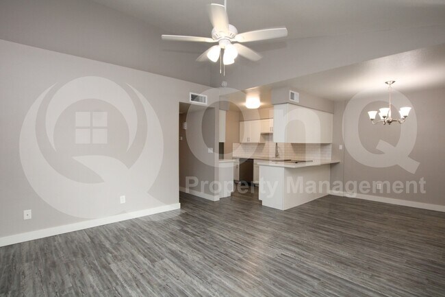 3228 E Crescent Ave Mesa, AZ 85204 photo 2