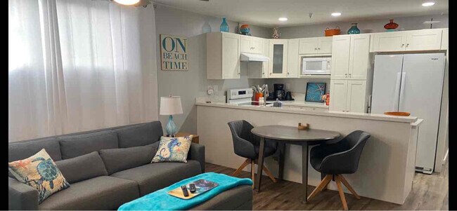 4667 Ocean Blvd San Diego, CA 92109