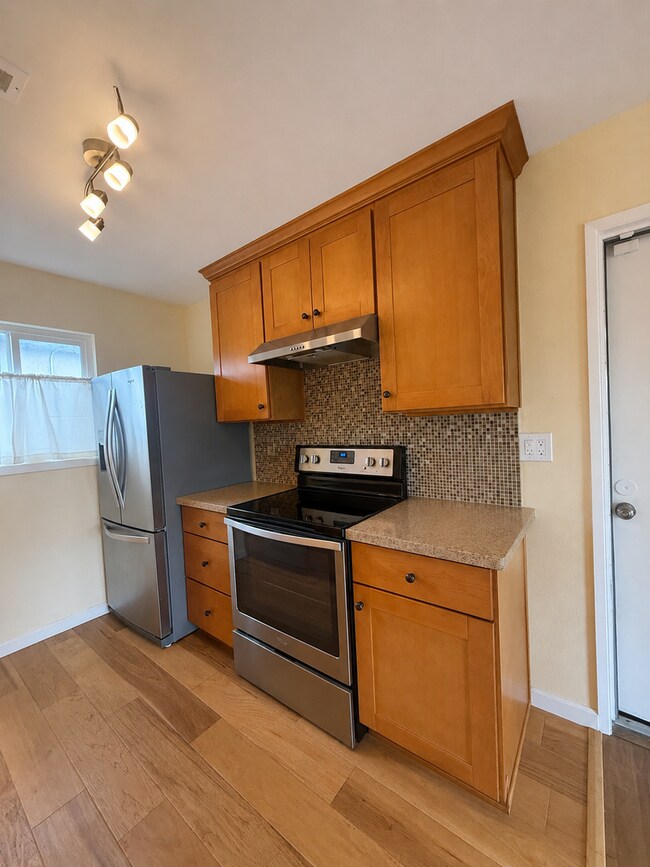 501 Tuttle Ave Watsonville, CA 95076 photo 4
