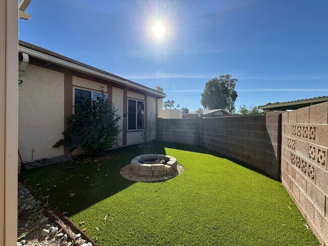 2130 W Camino St Mesa, AZ 85201 photo 2
