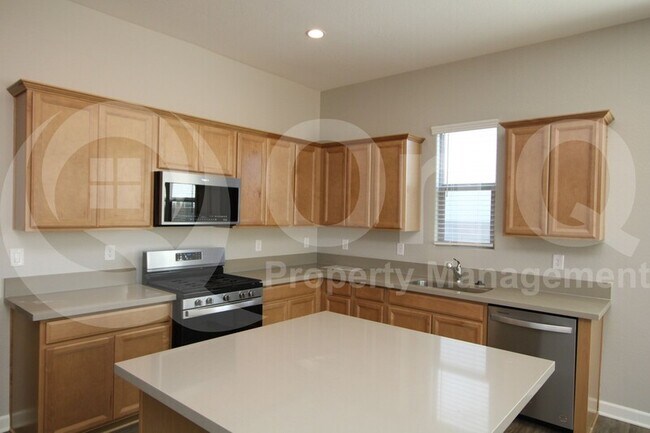 15568 S 181st Ln Goodyear, AZ 85338 photo 2