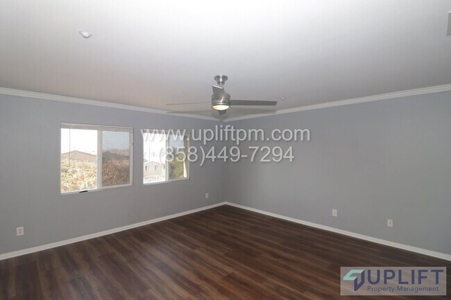4300 Newton Ave San Diego, CA 92113 photo 5