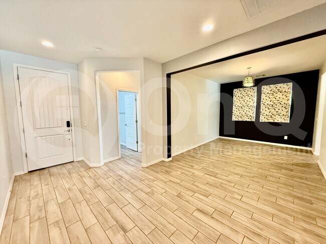 1312 E Gemini Pl Chandler, AZ 85249 photo 5