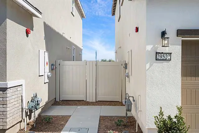 29522 Via Cosecha Temecula, CA 92591 photo 4