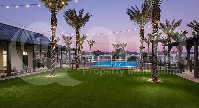 2223 W Tether Trl Phoenix, AZ 85085 photo 3
