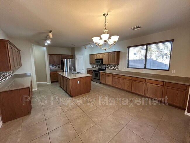 1829 S 222nd Ln Buckeye, AZ 85326 photo 4