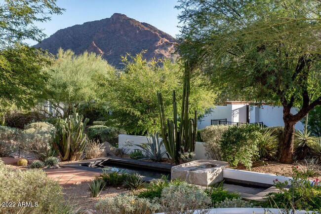 6723 N Desert Fairways Dr Paradise Valley, AZ 85253 photo 3